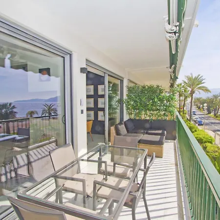 Luxury Flat Beachfront Nice Exterior photo